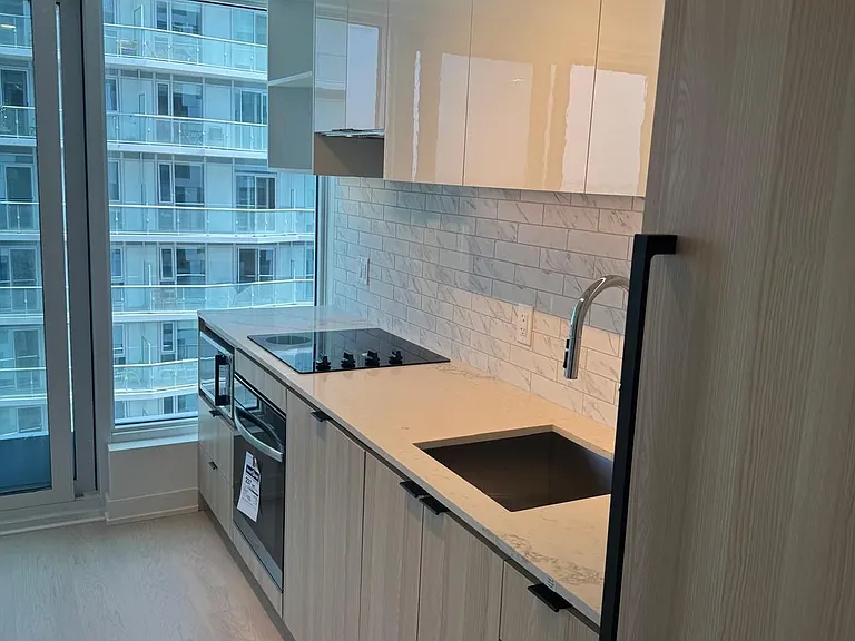 252 Church St #5307 — Photo 24