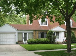 8716 School St, Morton Grove, IL 60053