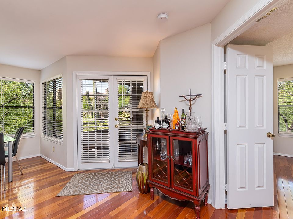 1st image of 6655 N Canyon Crest Dr Unit 8247