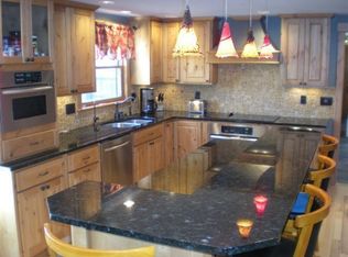4301 Far Hills Rd, Sioux City, IA 51104