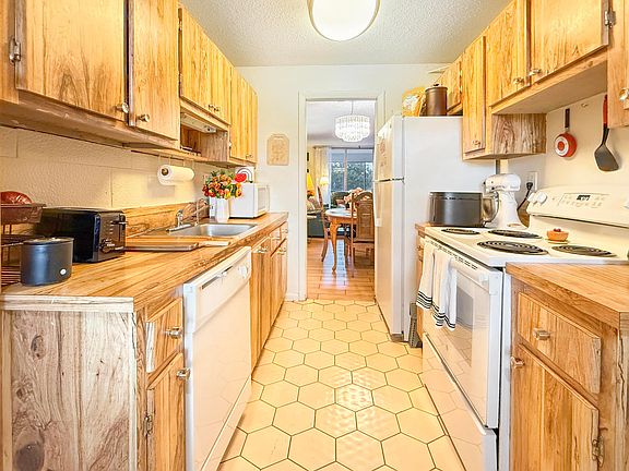 4th image of 3070 NW 48th Terrace #414