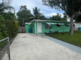 2780 NW 2nd St, Boynton Beach, FL 33435