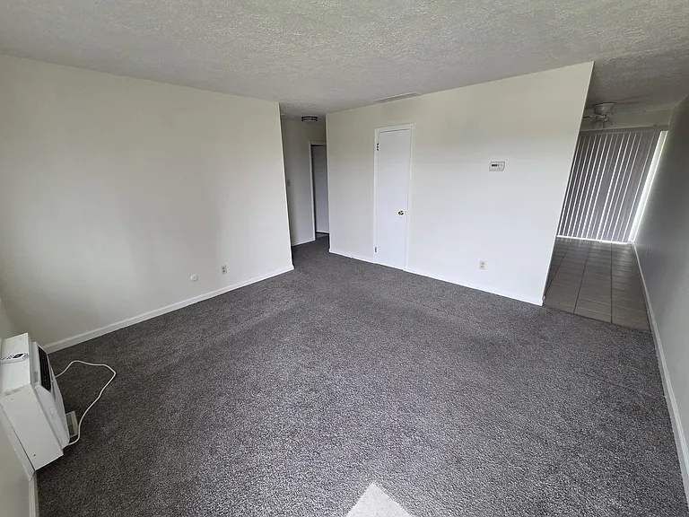 1308 Uhlwood Dr — Photo 3