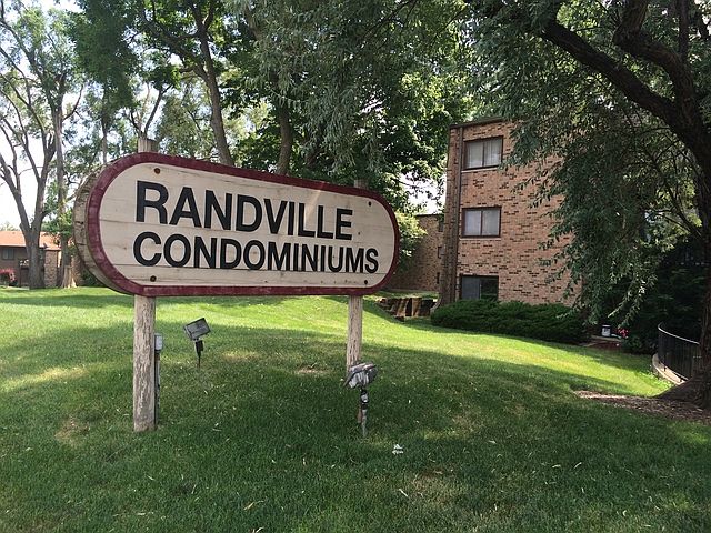 1st image of 1100 E Randville Dr Unit 112