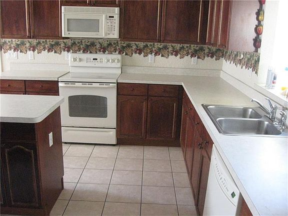 4th image of 2510 Hinsdale Dr