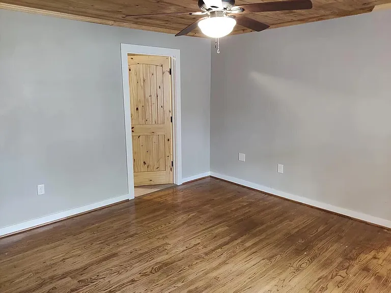 1088 Mapoles St — Photo 20