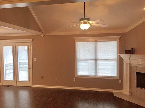 2nd image of 49 Emerald Dr