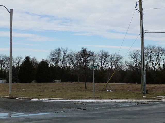 1st image of 2 Woodcock Ln