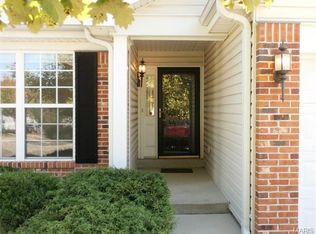 10156 Shapfield Ln, Saint Louis, MO
