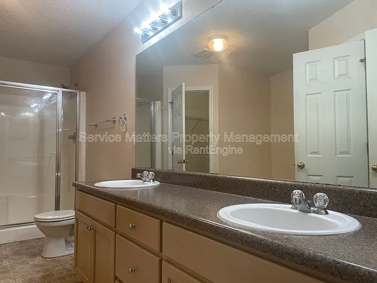 6940 Hardwood Ct — Photo 12