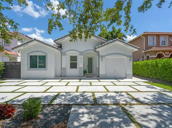 8757 NW 139th Ter, Miami Lakes, FL 33018