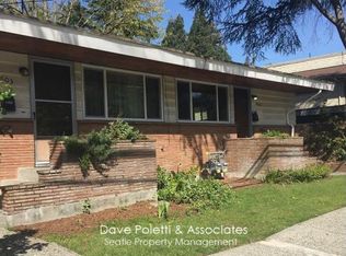 4517 1/2 40th Ave NE, Seattle, WA 98105