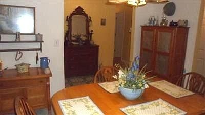 3rd image of 1032 Whiteoak Dr