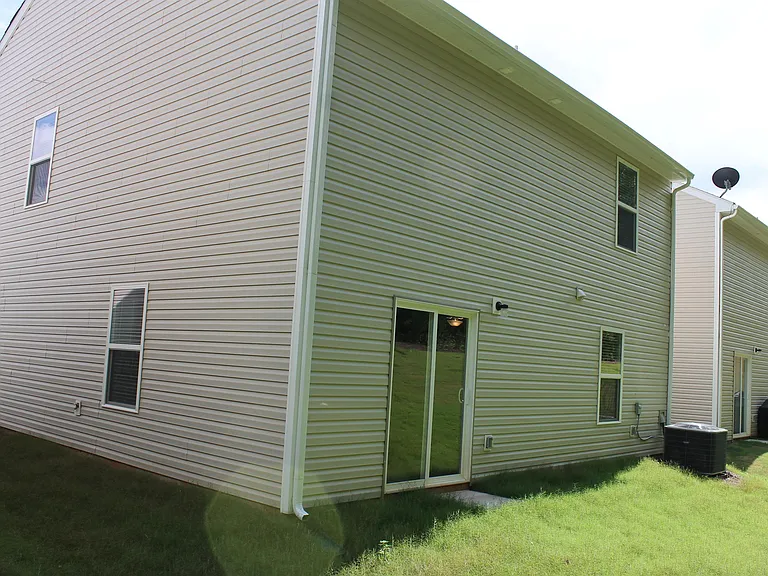 9201 Creedmore Hills Dr — Photo 16