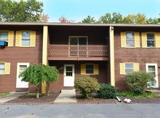 9 May Brook Rd #9, Holland, MA 01521