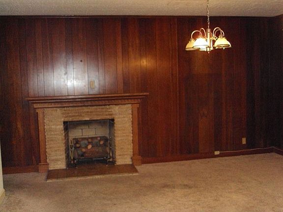 5th image of 1001 Deason Dr