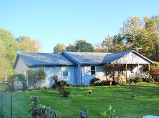 712 Whitmill Ln, Springville, IN 47462