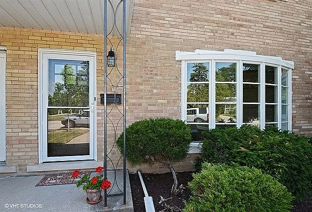 830 Lavergne Ave photo 1