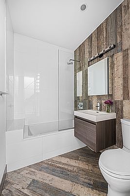 5th image of 298 20th St #C
