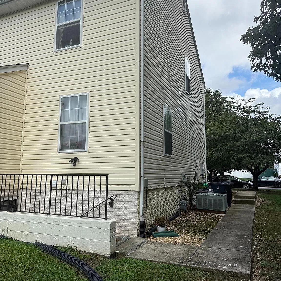 1 bed, 2256 sqft, $1,600 — Photo 4