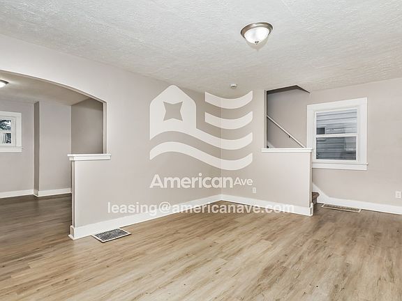 322843_004_living_room_13738251.jpg