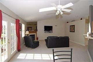 4th image of 480 Spring Valley Dr