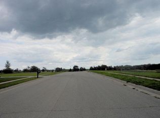 559 E Clancy St, Jefferson, WI 53549