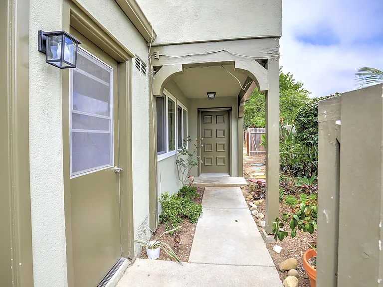 7392 Elmhurst Pl — Photo 23