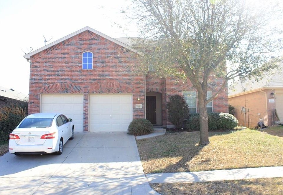 1st image of 1028 Albatross Ln