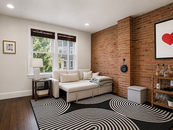 2nd image of 169 K St #1