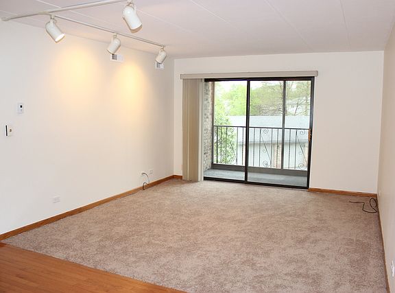 5th image of 13324 W Circle Drive Pkwy APT 606