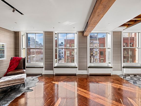 3rd image of 459 W Broadway APT 4S