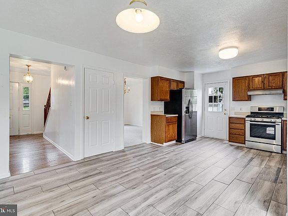 2nd image of 4525 Terri Ln