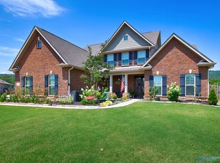 7308 Leather Leaf Cir, Owens Cross Roads, AL 35763
