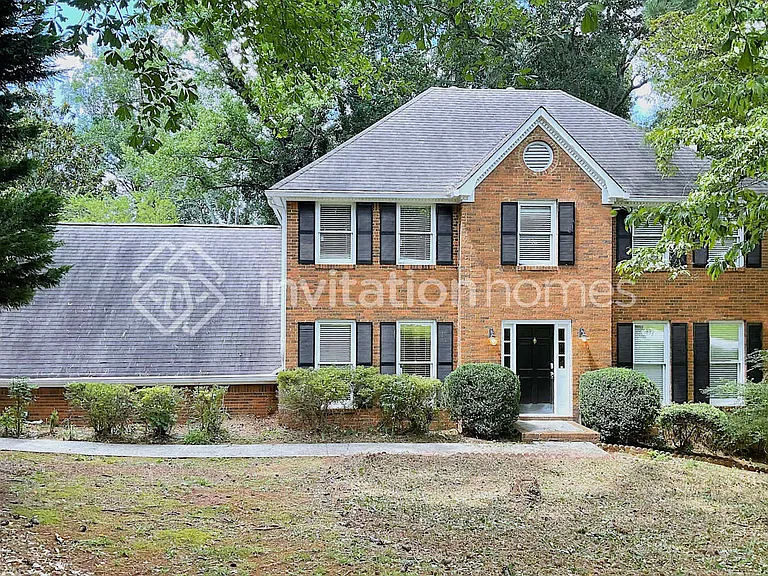 1591 Willow Blf — Photo 1