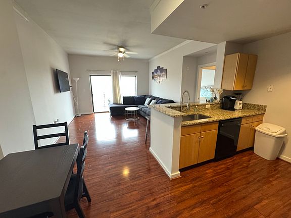 2nd image of 715 N Church St Unit 712