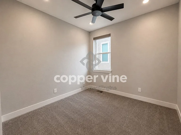 11959 Mountview Ln — Photo 32