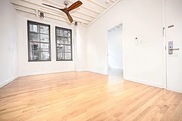 Rented by Urbane Brokerage