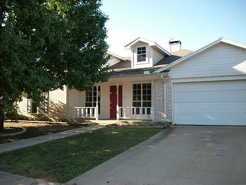 1st image of 1813 Woodbridge Dr