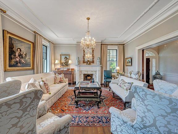 5th image of 3021 Rivermont Ave