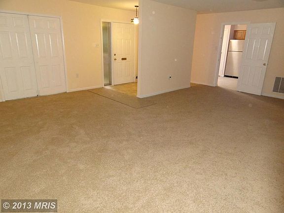 4th image of 4507 Logsdon Dr