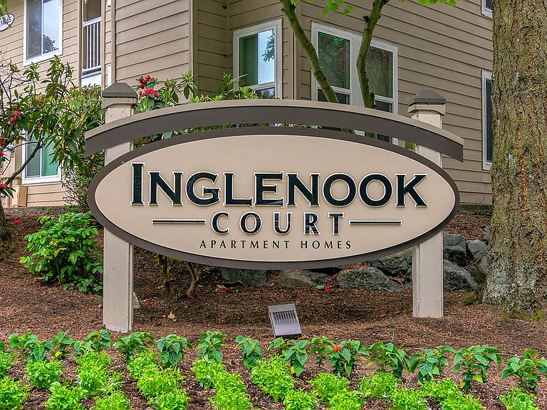 Inglenook Court — Photo 24