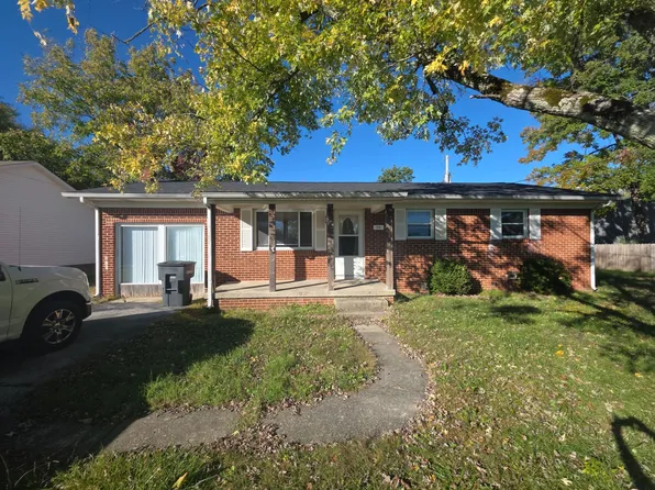 94 E 15th St, Cookeville, TN 38501