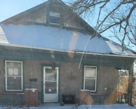 2nd image of 230 W 4th St