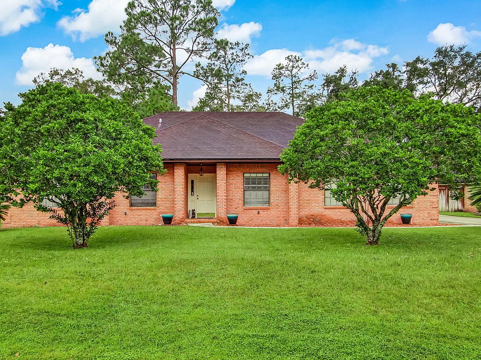 1st image of 4636 Confederate Oaks Dr