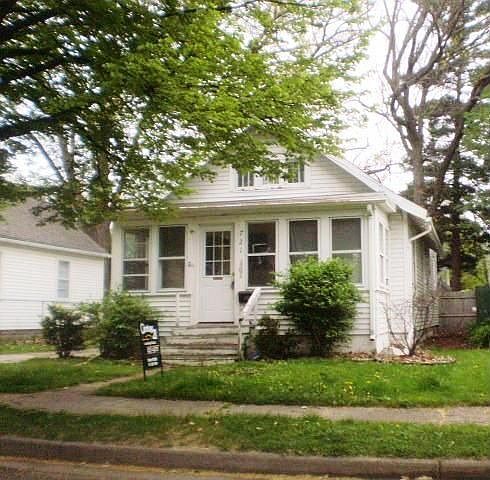 1st image of 721 Cawood St