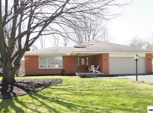 1831 Camelot Ln, Findlay, OH 45840