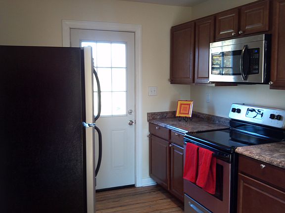 5th image of 4304 1st St