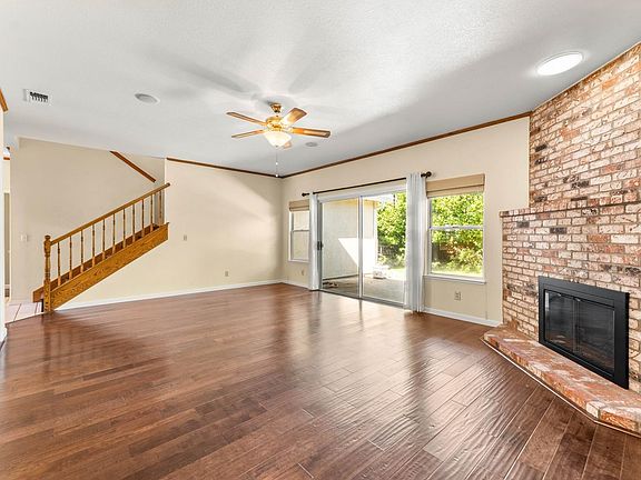 5th image of 9329 Newington Way