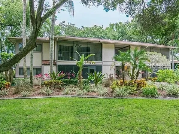 3205 Fox Chase Cir N APT 101, Palm Harbor, FL 34683